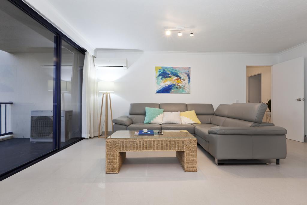 Surf Regency Aparthotel Χρυσή Ακτή Εξωτερικό φωτογραφία
