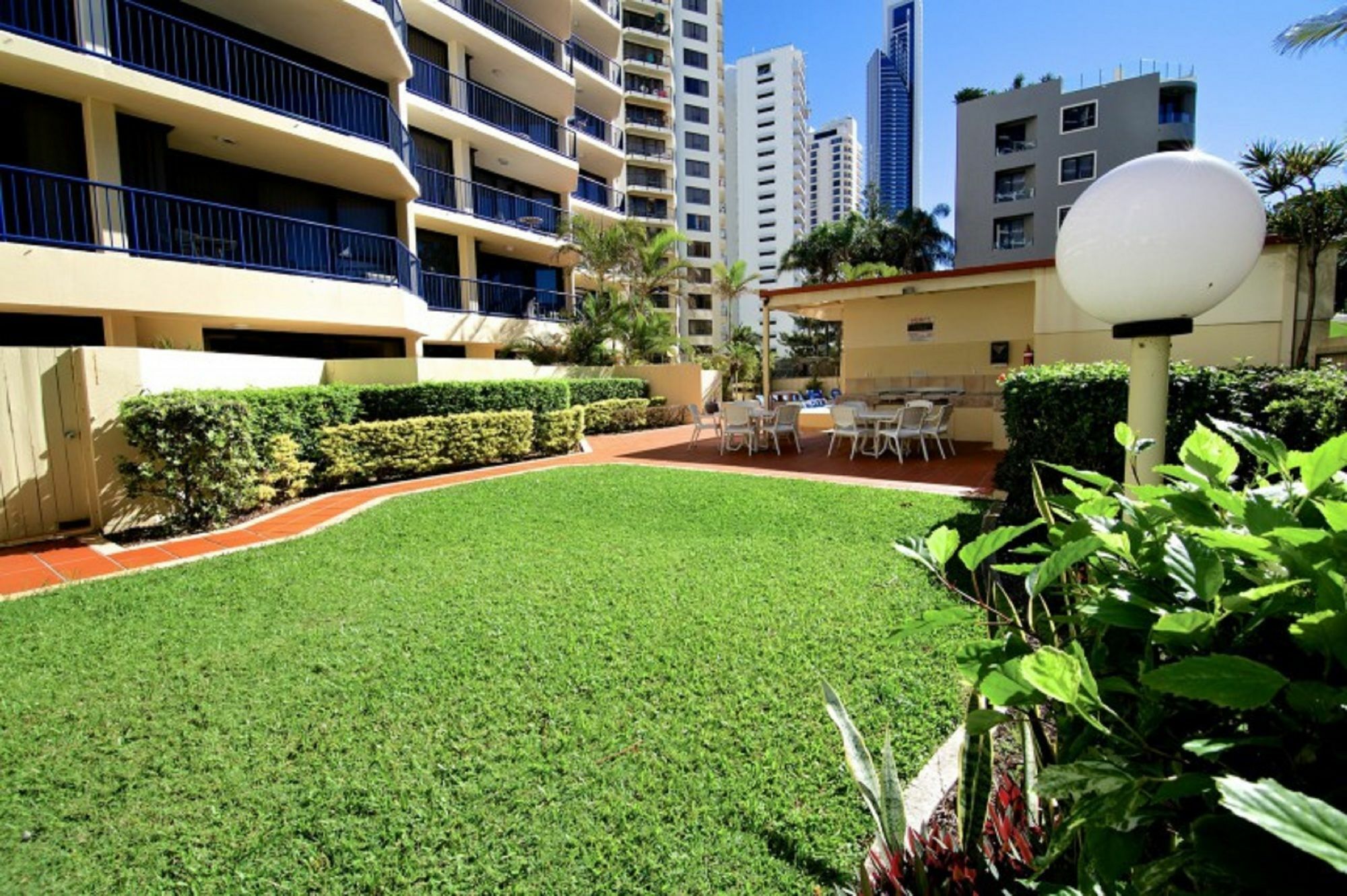 Surf Regency Aparthotel Χρυσή Ακτή Εξωτερικό φωτογραφία