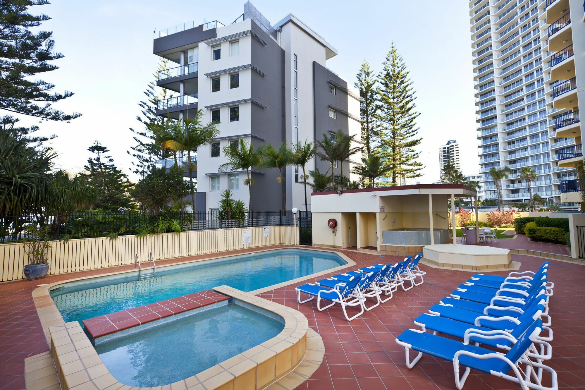 Surf Regency Aparthotel Χρυσή Ακτή Εξωτερικό φωτογραφία